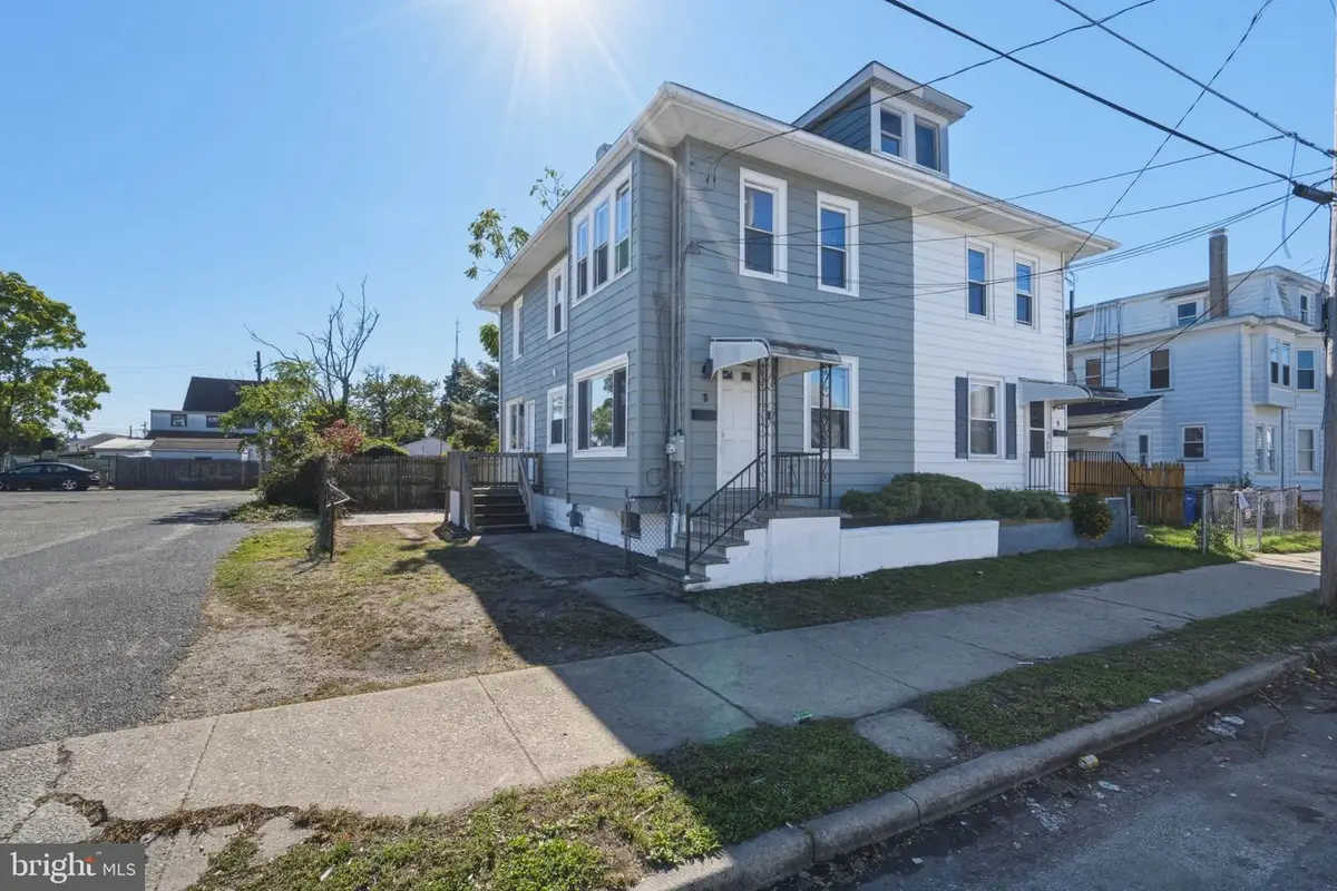11 E Green St, Millville, NJ 08332 - #1