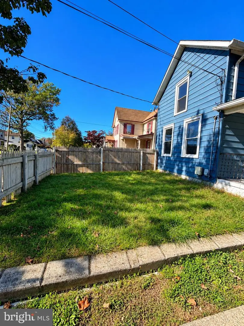 334 W Almond St, Vineland, NJ 08360 - #3