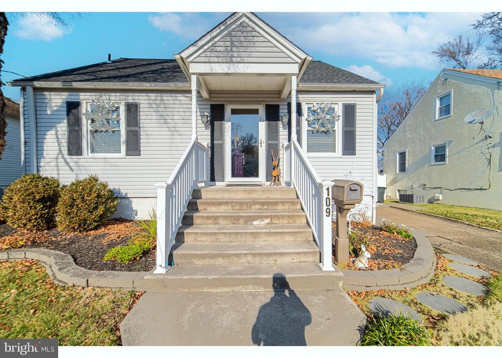 109 3rd Ave, MOUNT EPHRAIM, NJ 08059 BHGRE