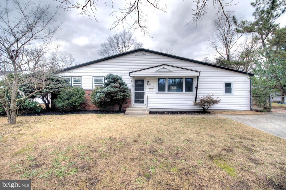 803 Bentley Rd, LINDENWOLD, NJ 08021 BHGRE