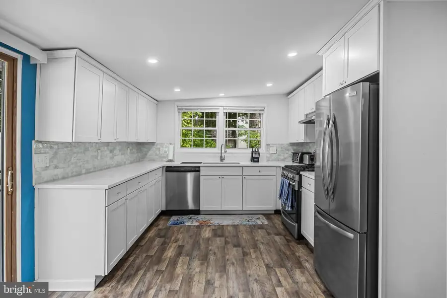 109 E 11th Ave, Pine Hill, NJ 08021 - Image #2