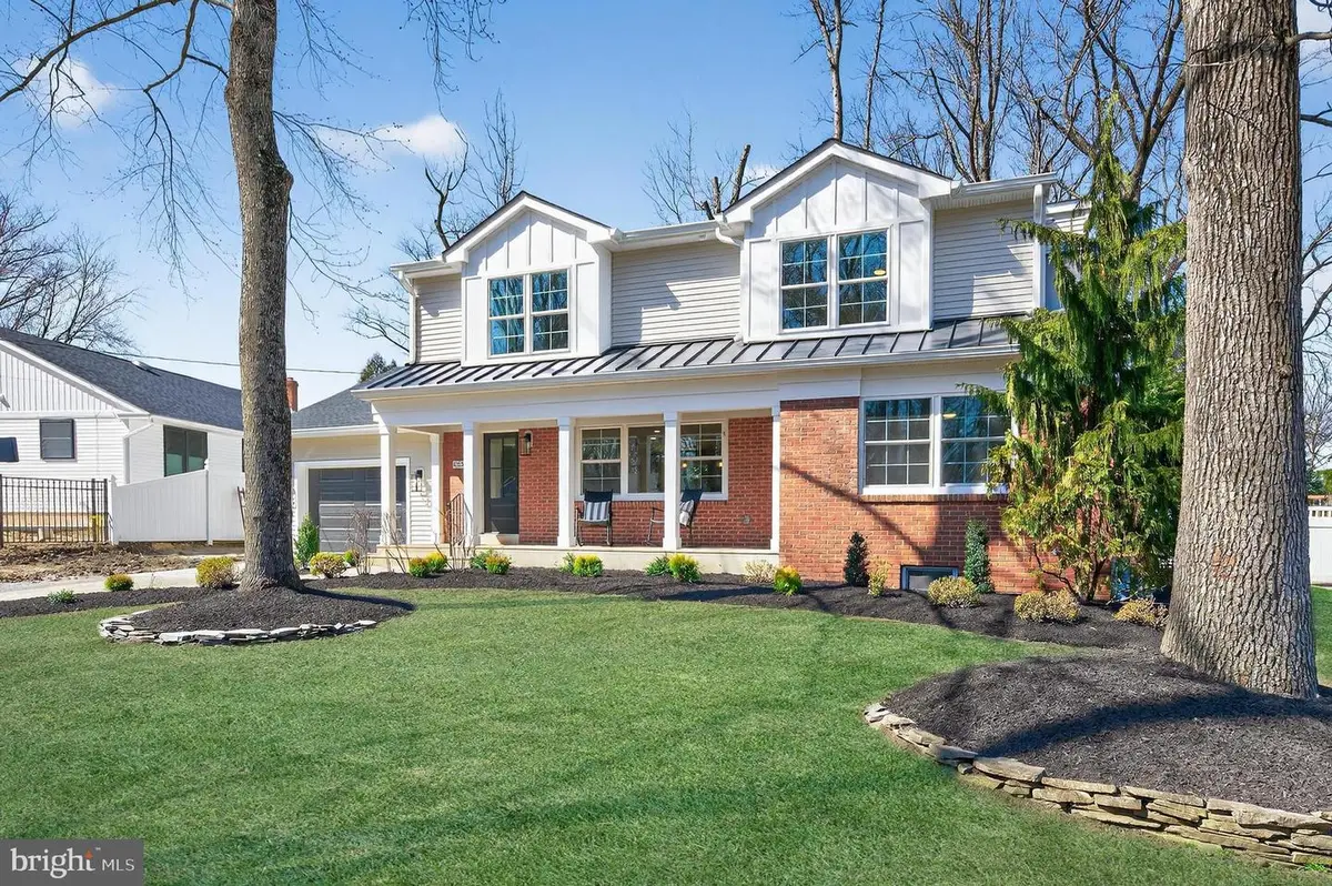 633 S Edge Park Dr, Haddonfield, NJ 08033 - #1