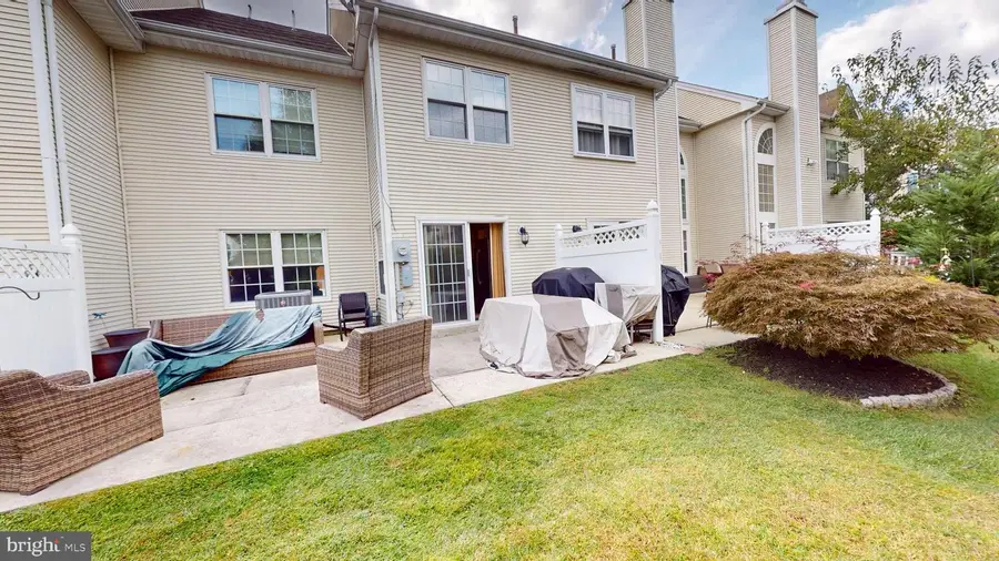 90 La Costa Dr, Blackwood, NJ 08012 - Image #2