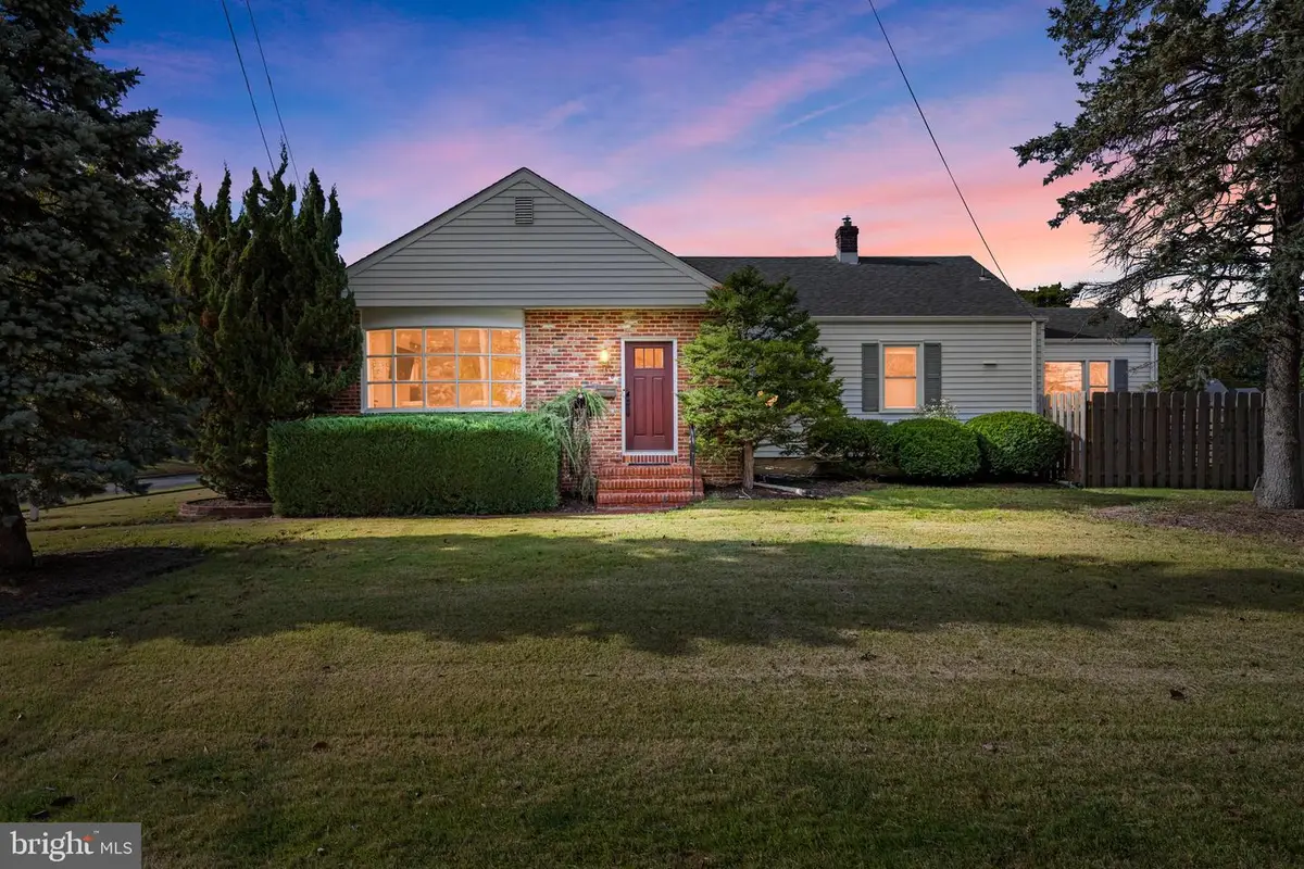 6 Queens Pl, Cherry Hill, NJ 08002 - Image #1