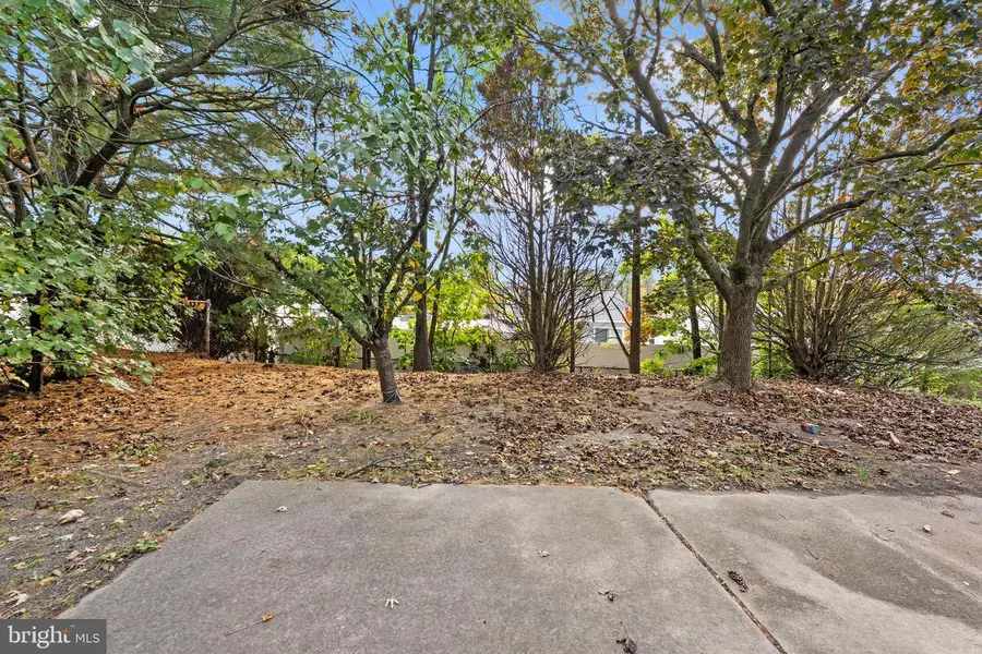 27 Girard Ave, Sicklerville, NJ 08081 - Image #2