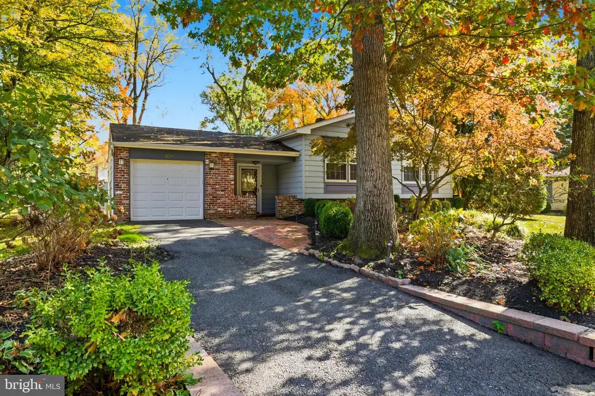 309 Highgate Ln, Cherry Hill, NJ 08003 - Image #1