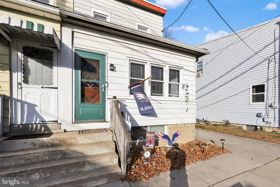 15 Koehler St, Gloucester City, NJ 08030 - Image #2