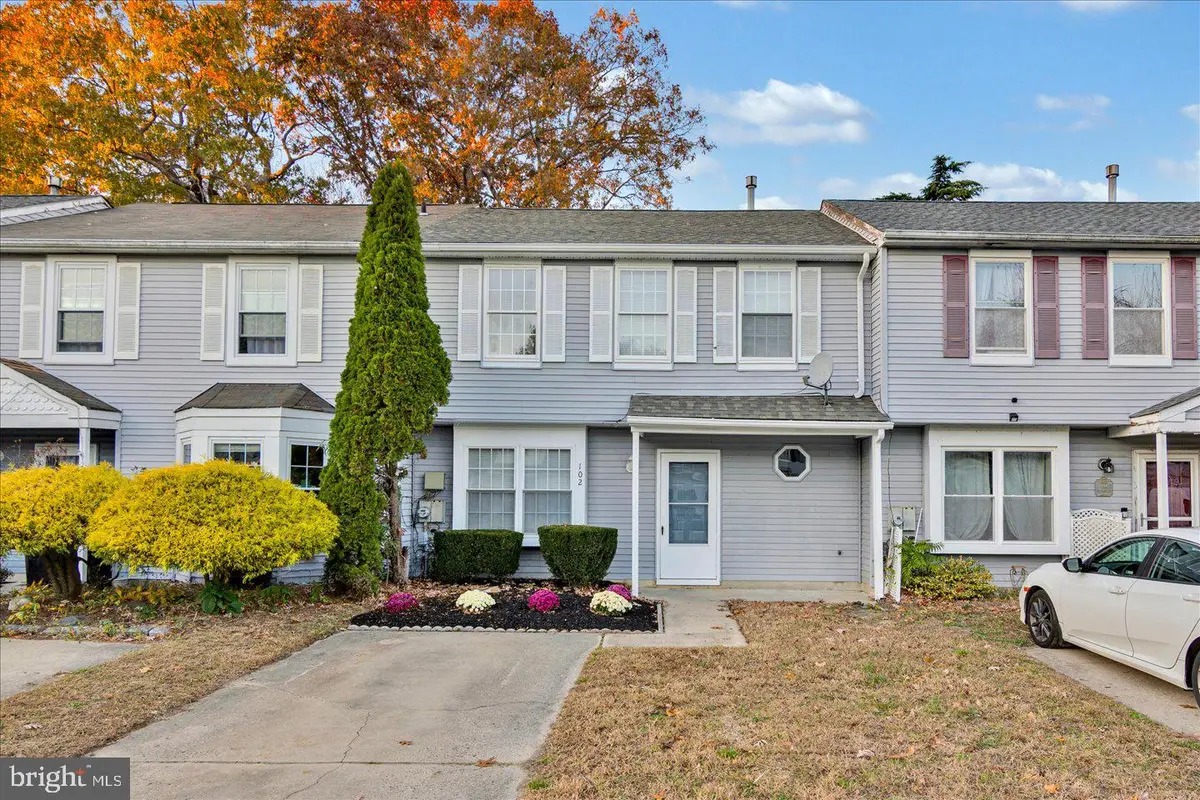 102 Shoreline Dr, Atco, NJ 08004 - Image #1
