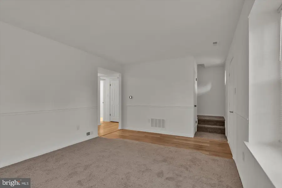 102 Shoreline Dr, Atco, NJ 08004 - Image #3