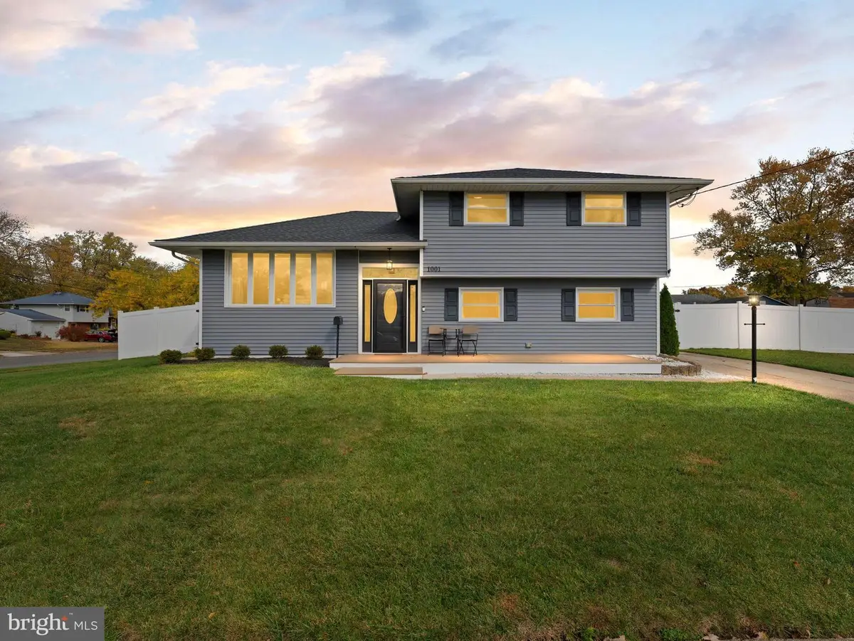 1001 Lynwood Ln, Somerdale, NJ 08083 - Image #1