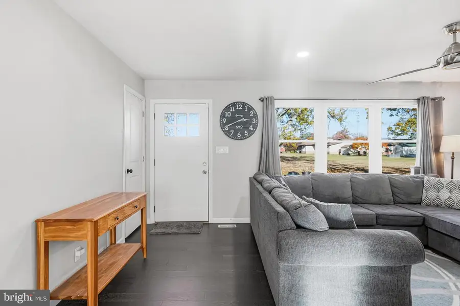 16 Sumner Ave, Berlin, NJ 08009 - Image #3