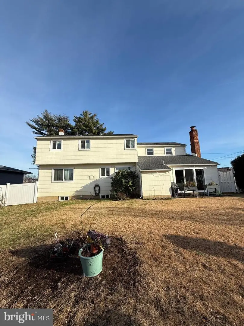 4 Bellows Ln, Cherry Hill, NJ 08002 - Image #2