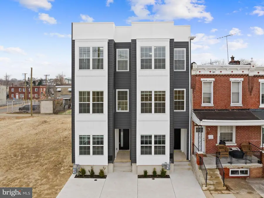 850 Woodland Ave, Camden, NJ 08104 - #2