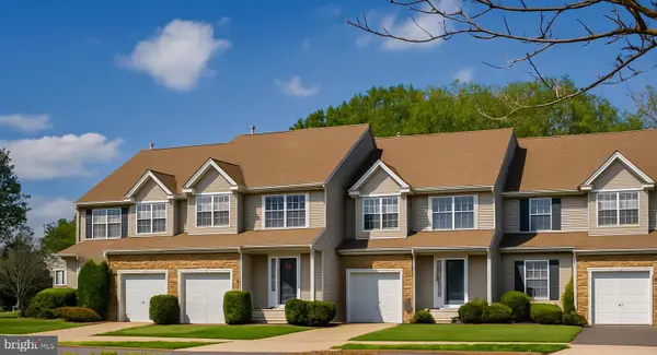 365 Hidden Dr, BLACKWOOD, NJ 08012