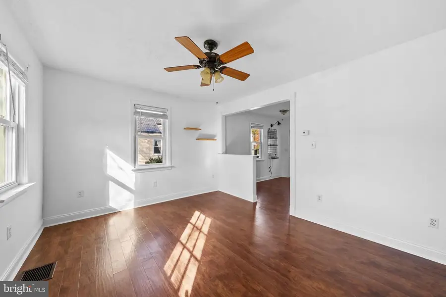 323 3rd Ave, Lindenwold, NJ 08021 - Image #2