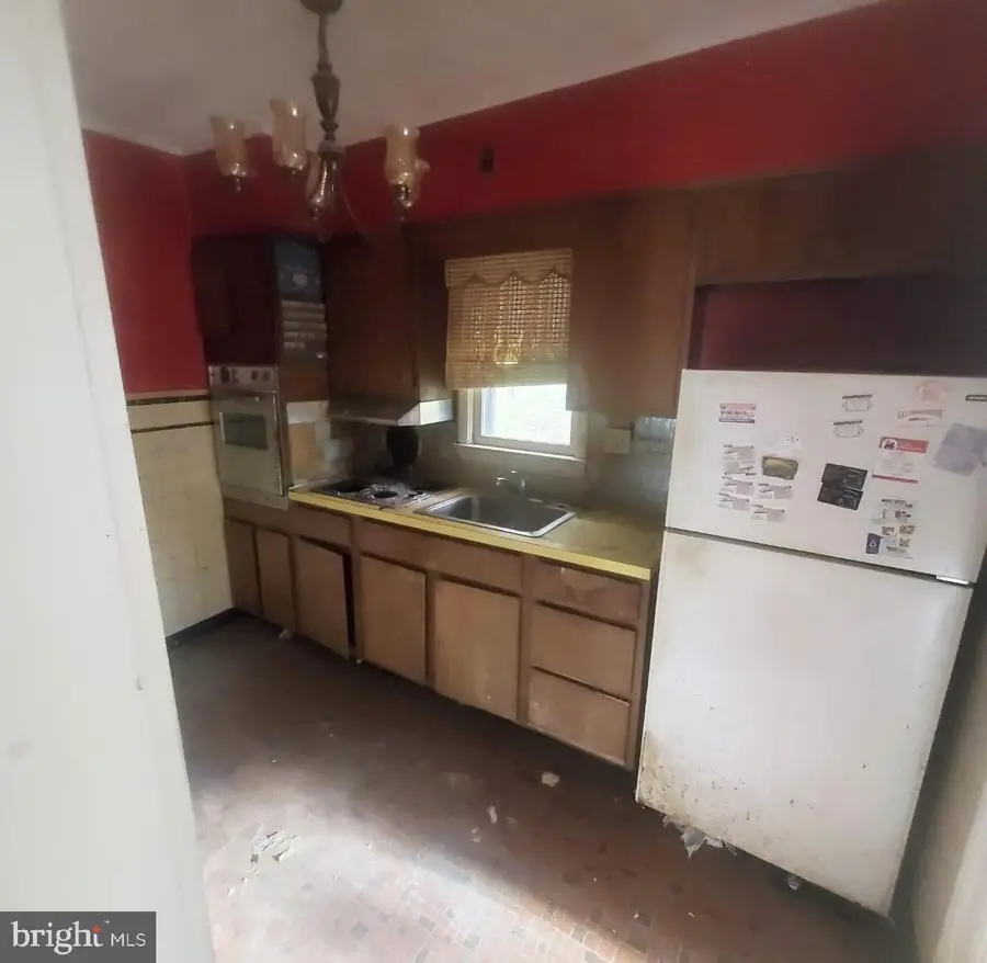 919 Pinelawn Ave, Lindenwold, NJ 08021 - Image #3