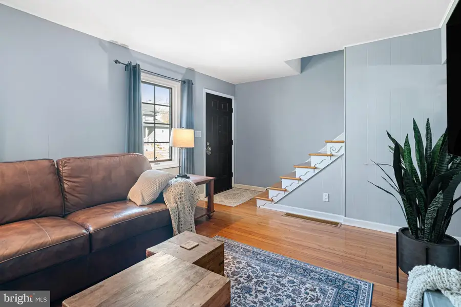 392 Walnut Ave, Gloucester City, NJ 08030 - Image #3