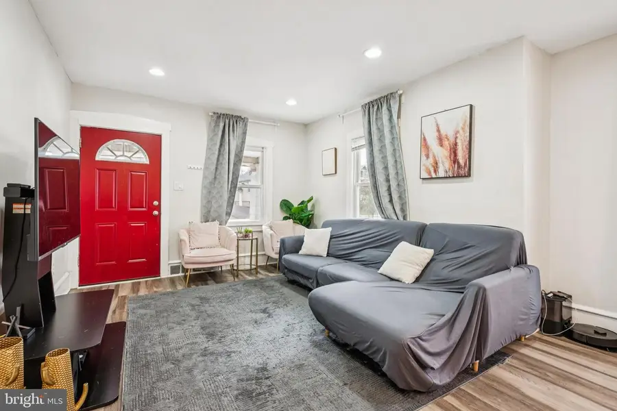 405 Austin Ave, Barrington, NJ 08007 - Image #3