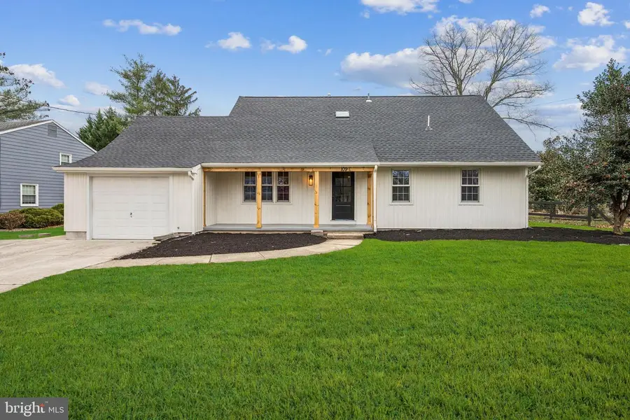 109 Old Carriage Rd, Cherry Hill, NJ 08034 - Image #2