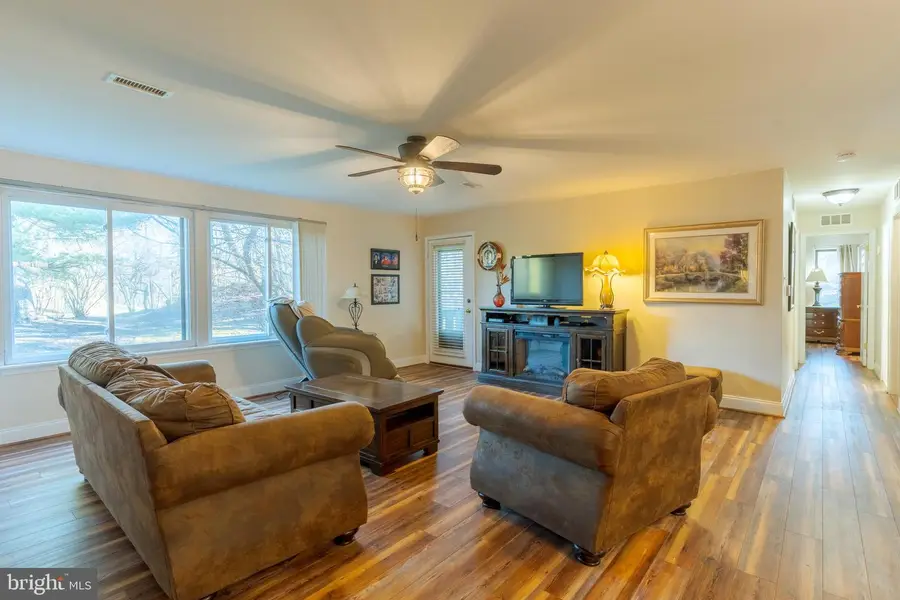 1805 The Woods Ii, Cherry Hill, NJ 08003 - Image #3