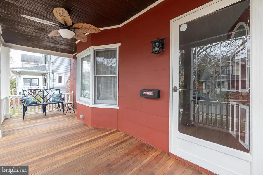 245 E Knight Ave, Collingswood, NJ 08108 - Image #2