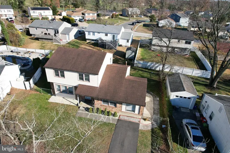 523 Carver Ct, Lawnside, NJ 08045 - Image #2