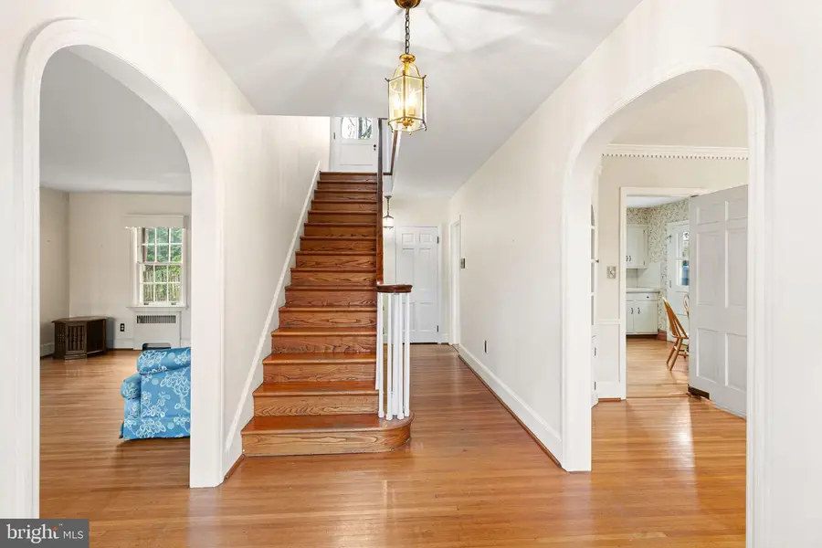 35 Colonial Ridge Dr, Haddonfield, NJ 08033 - Image #2