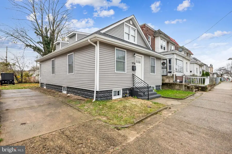 2738 Lincoln Ave, Camden, NJ 08105 - Image #2