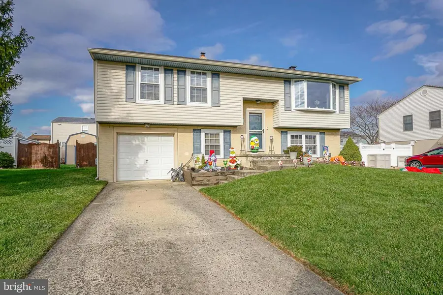 410 Sheffield Ct, Runnemede, NJ 08078 - Image #2