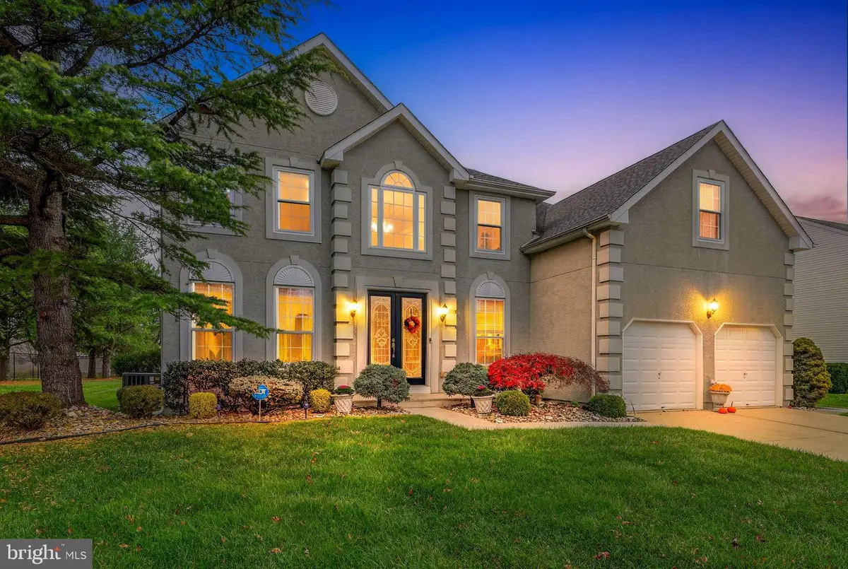 4 Redbud Dr, Sicklerville, NJ 08081 - Image #1