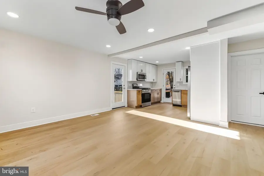 12 Cloverdale Rd, Blackwood, NJ 08012 - Image #3