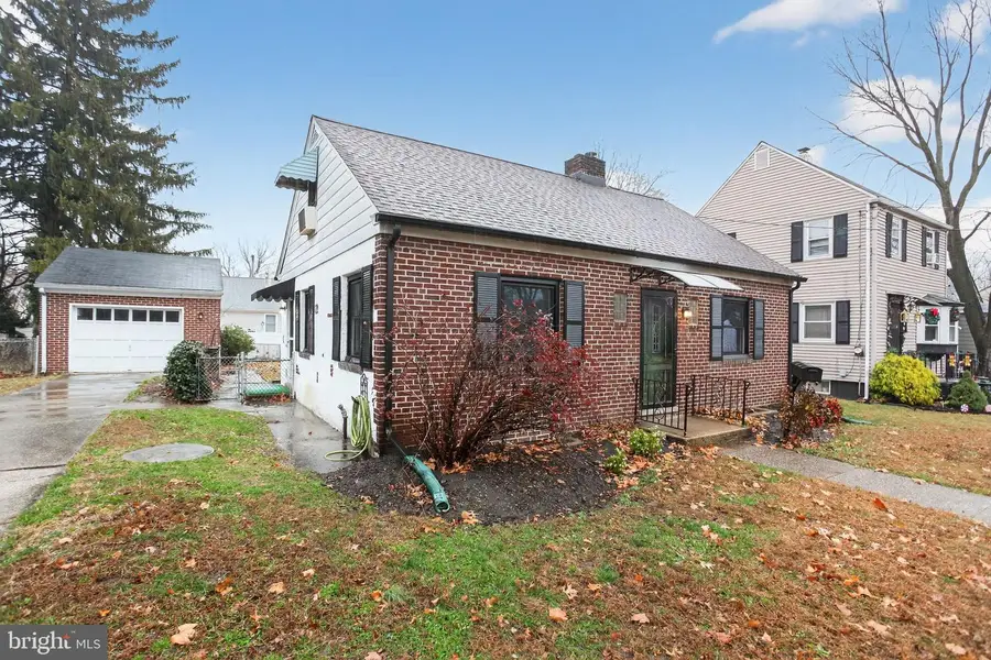 913 Morris St, Gloucester City, NJ 08030 - Image #2