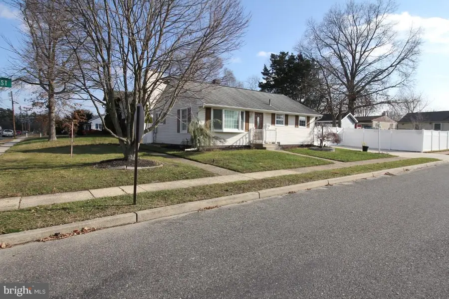 300 Cressmont Ave, Blackwood, NJ 08012 - Image #2