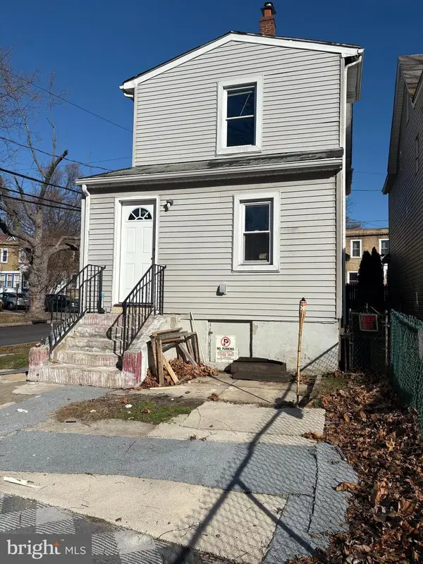 2201 38th St, PENNSAUKEN, NJ 08110