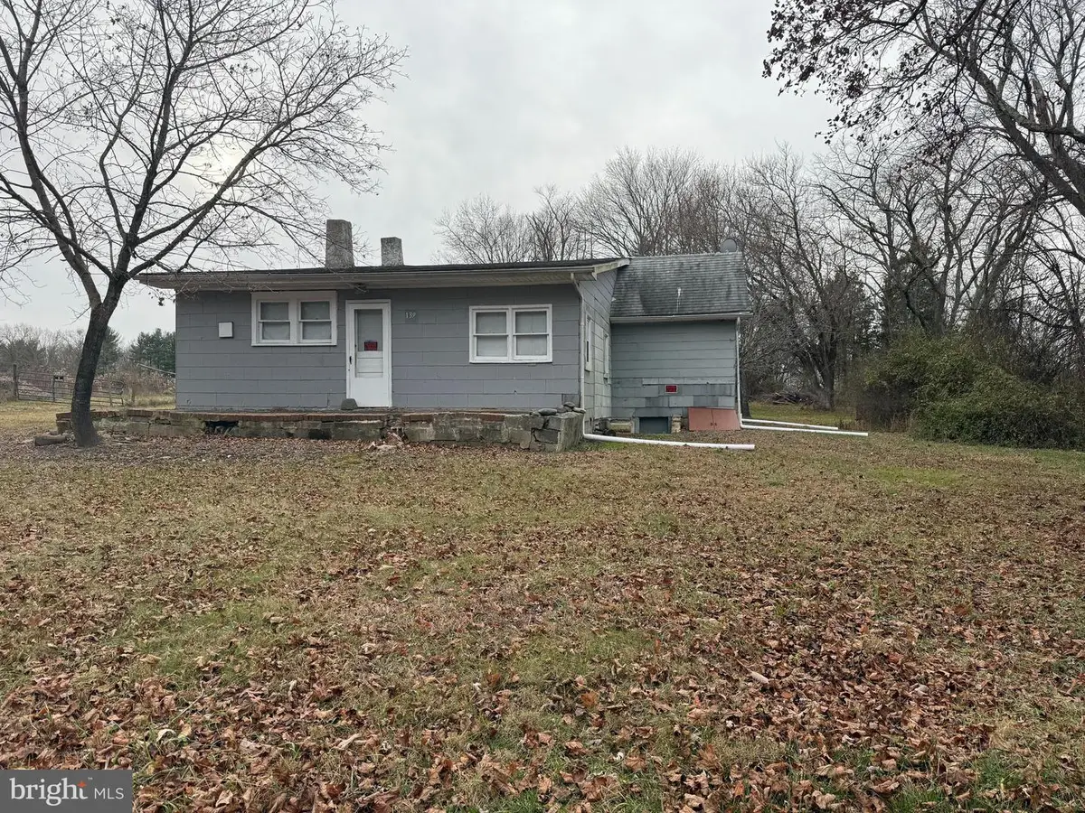 139 Cedar St, Hammonton, NJ 08037 - Image #1