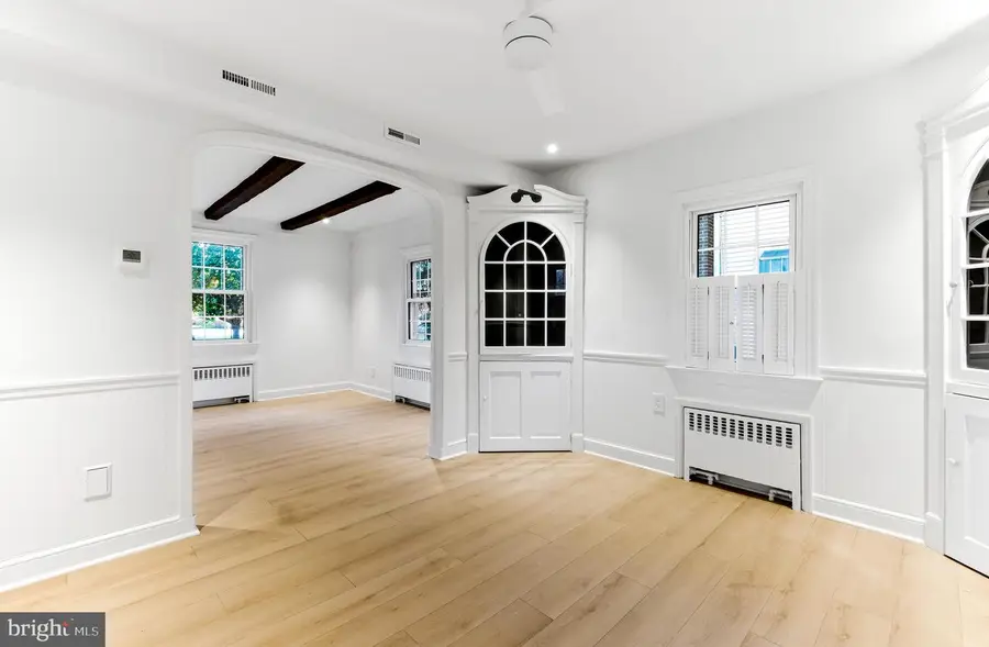 215 N Vineyard Blvd, Collingswood, NJ 08108 - Image #3