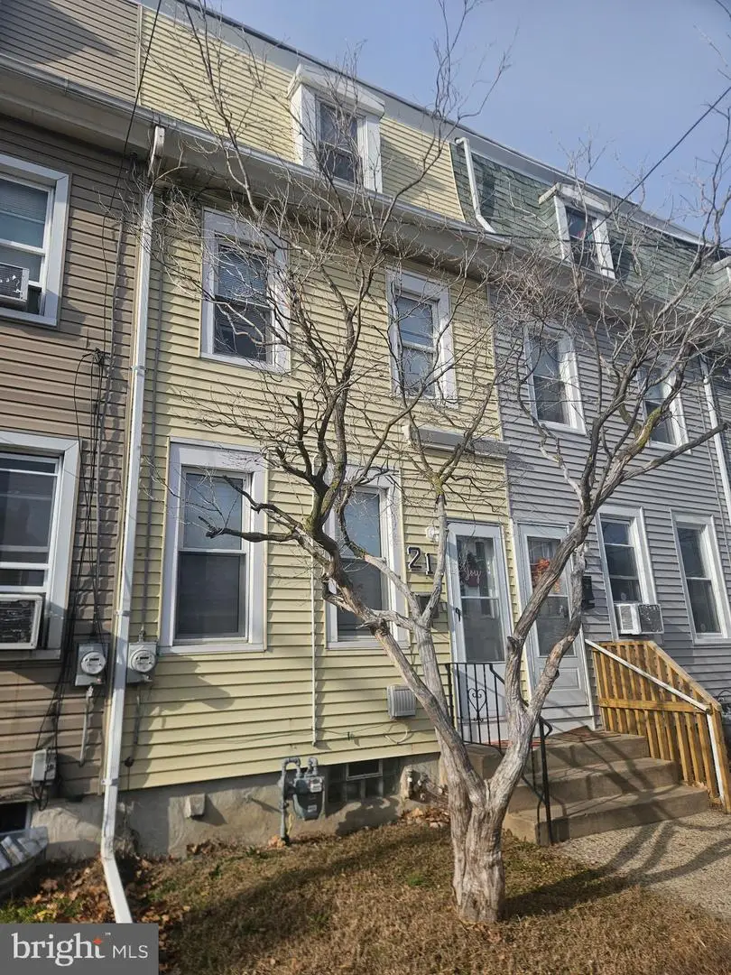 21 S Sussex St, Gloucester City, NJ 08030 - Image #1