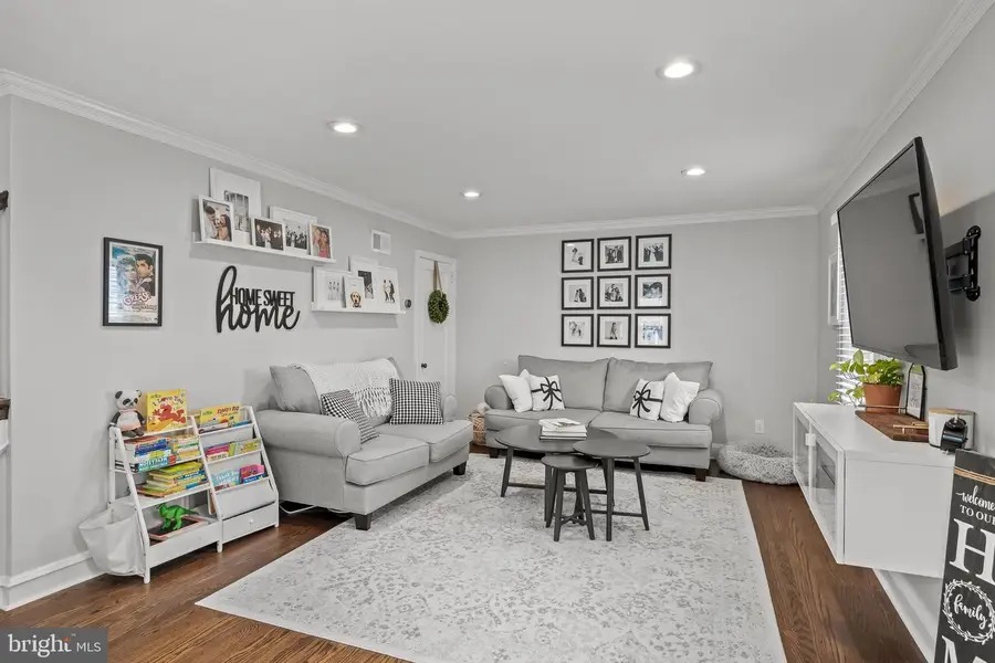 1720 Prospect Ridge Blvd, Haddon Heights, NJ 08035 - Image #2