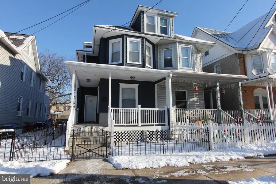 717 Hunter St, Gloucester City, NJ 08030 - Image #2