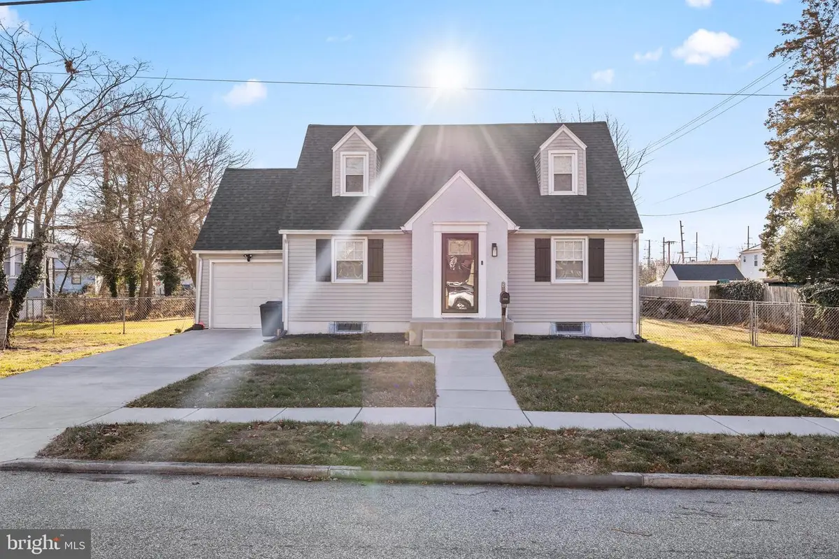 8 Oxford Ave, Stratford, NJ 08084 - #1