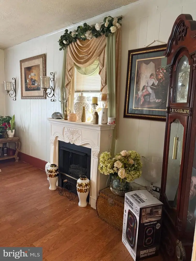 2877 Harrison Ave, Camden, NJ 08105 - Image #2