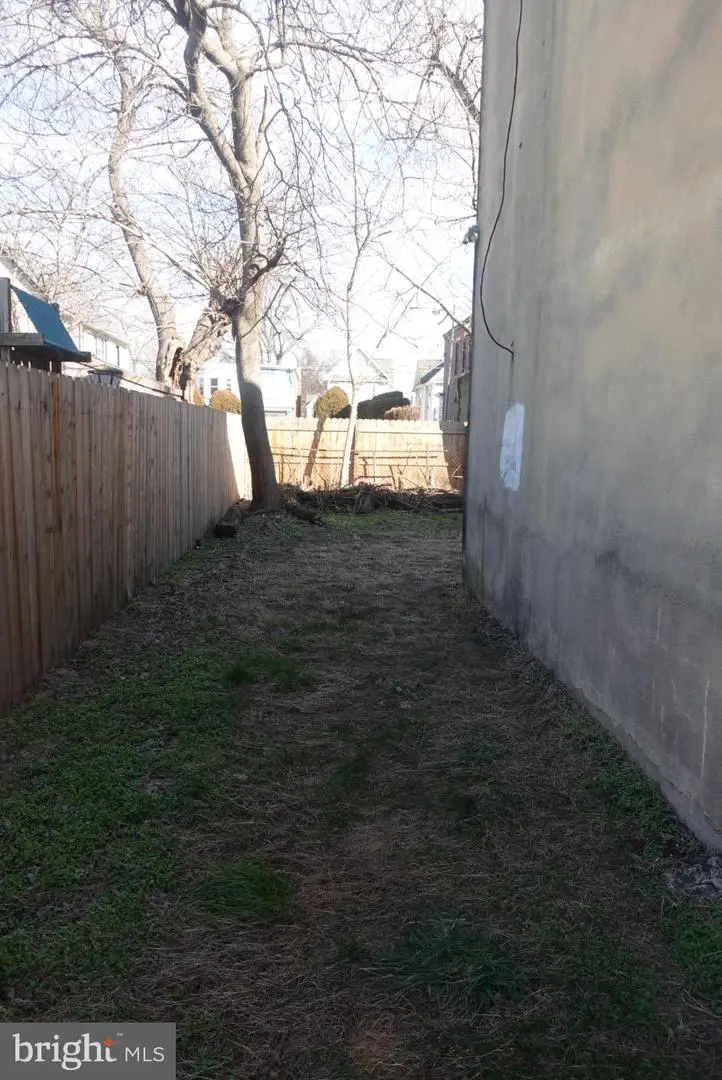 1022 N 20th St, Camden, NJ 08105 - #3