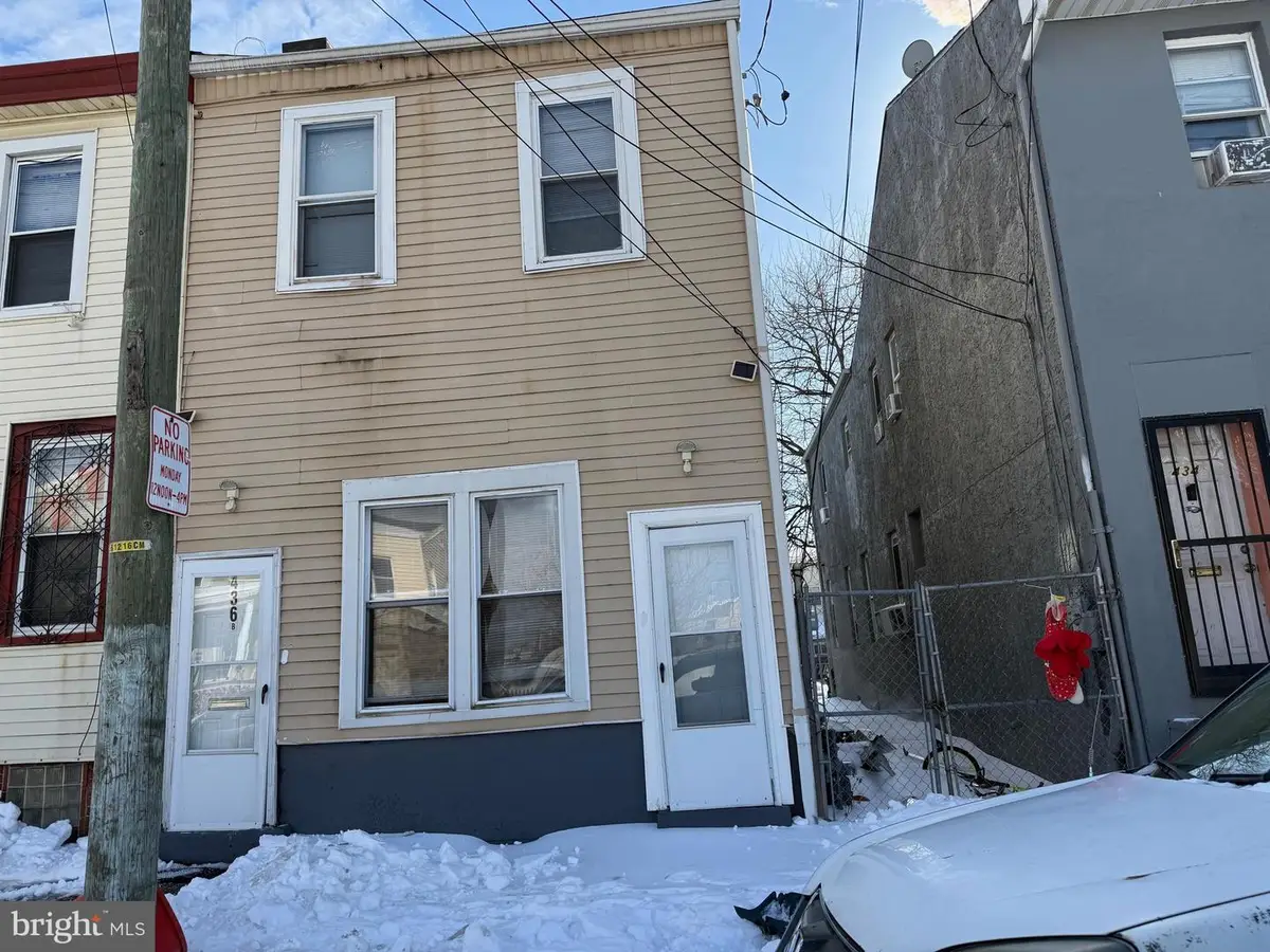 436 Line St, Camden, NJ 08103 - #1