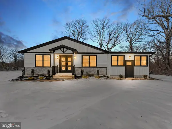 239 Lower Landing Rd, BLACKWOOD, NJ 08012