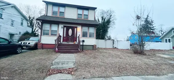 16 Madison Ave, LAUREL SPRINGS, NJ 08021