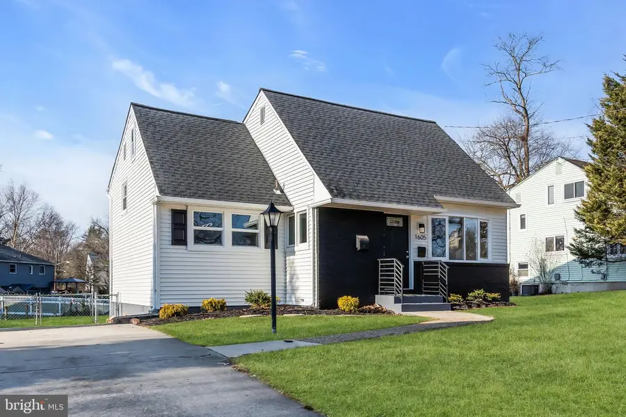 1605 N Bowling Green Dr, Cherry Hill, NJ 08003 - Image #2