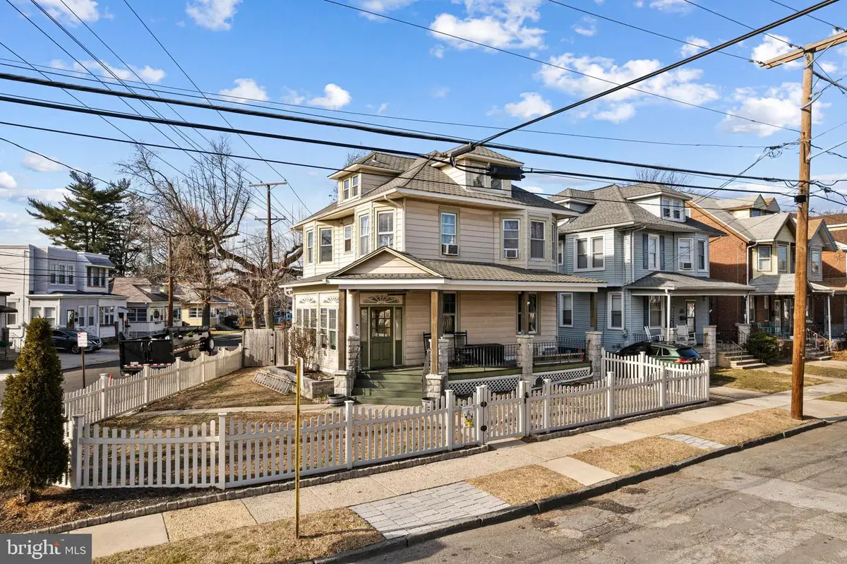 101 N Brown St, Gloucester City, NJ 08030 - Image #1