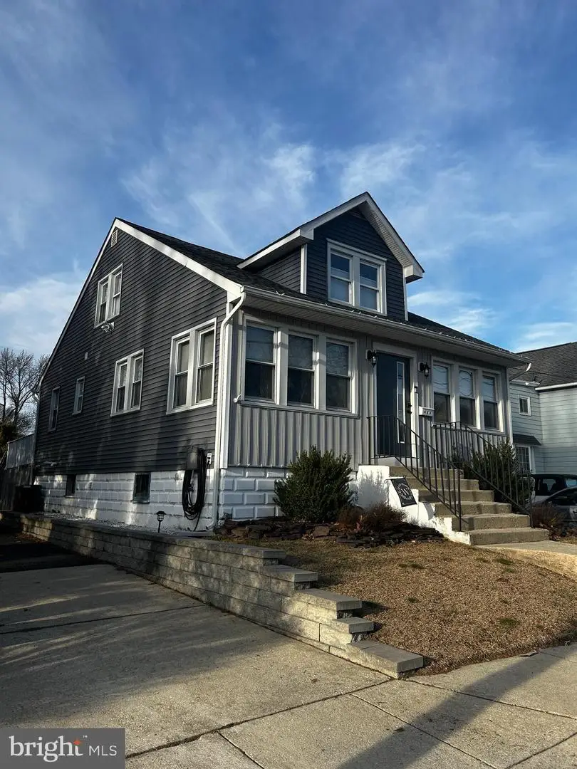 427 Austin Ave, Barrington, NJ 08007 - Image #1