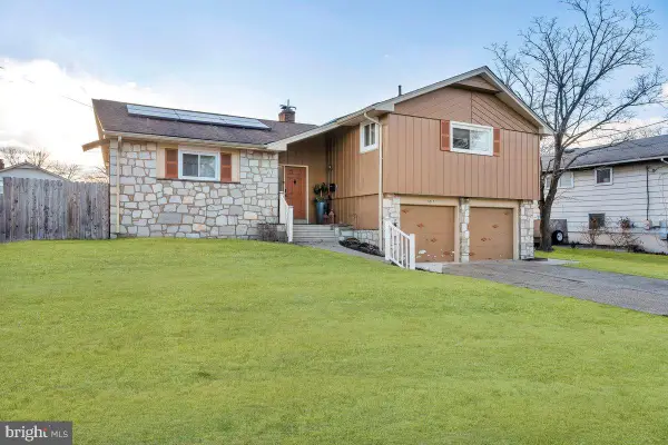 1017 Haral Pl, CHERRY HILL, NJ 08034