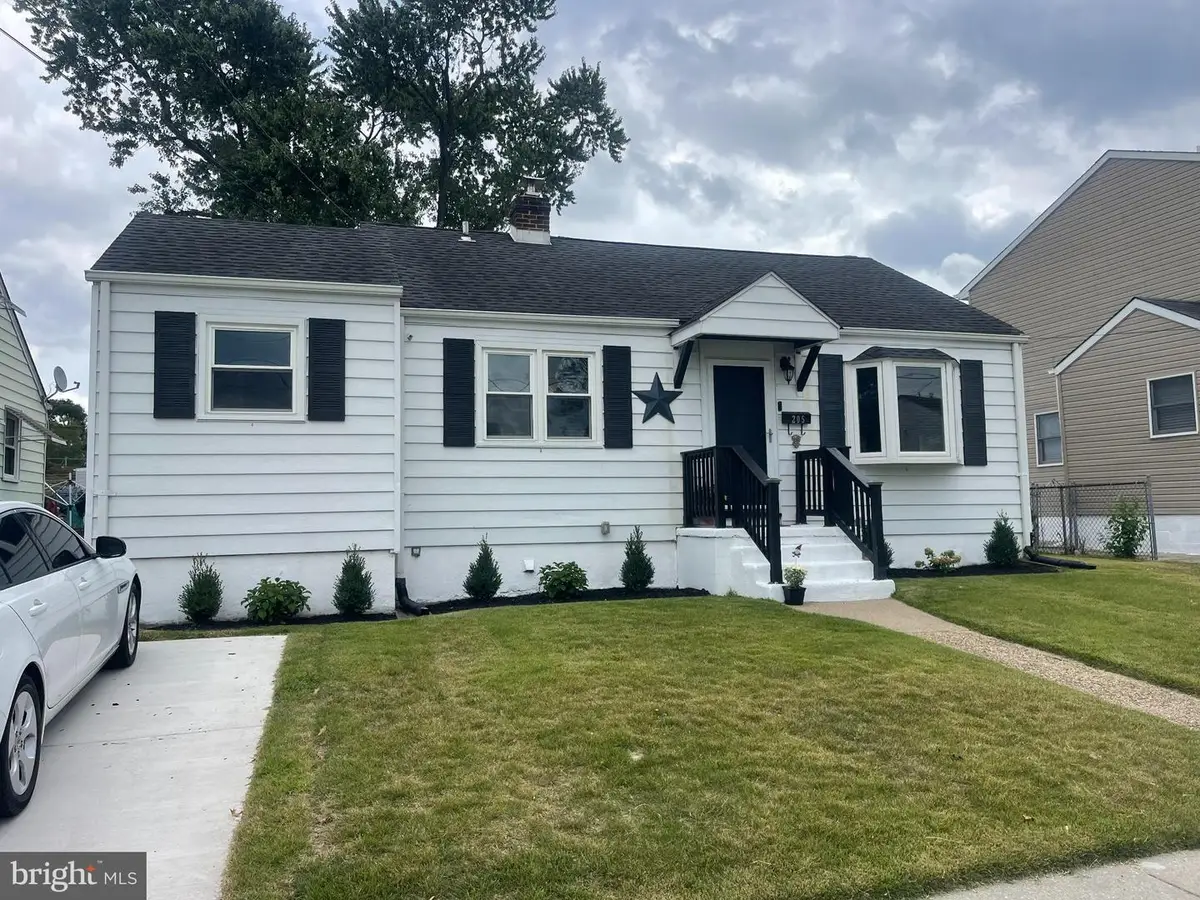 205 Warren Ave, Bellmawr, NJ 08031 - Image #1